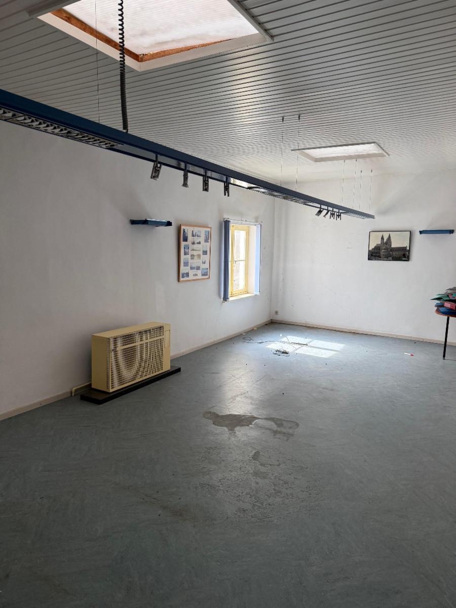 photo 21 du bien Grand bâtiment administratif centre-ville de Tournai