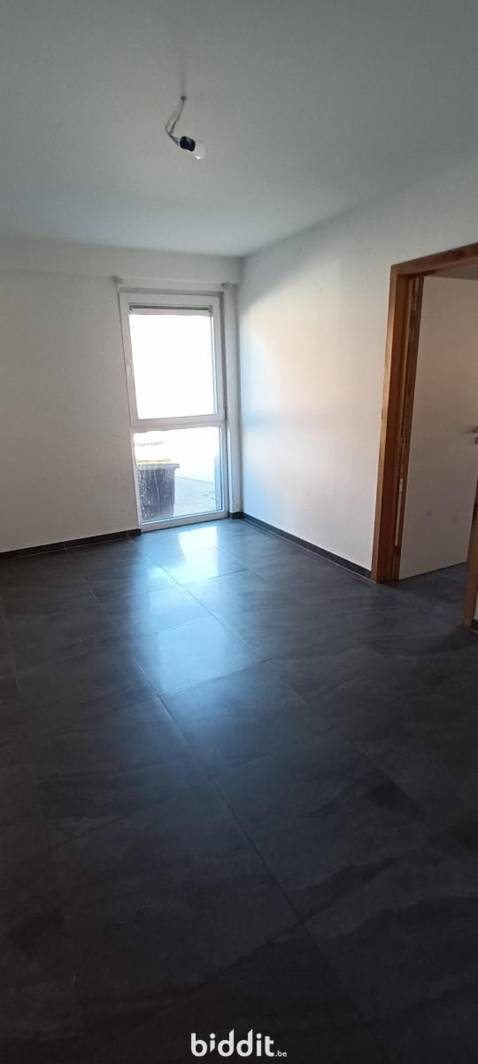 photo 2 du bien Appartement 3 ch avec emplacement de parking.