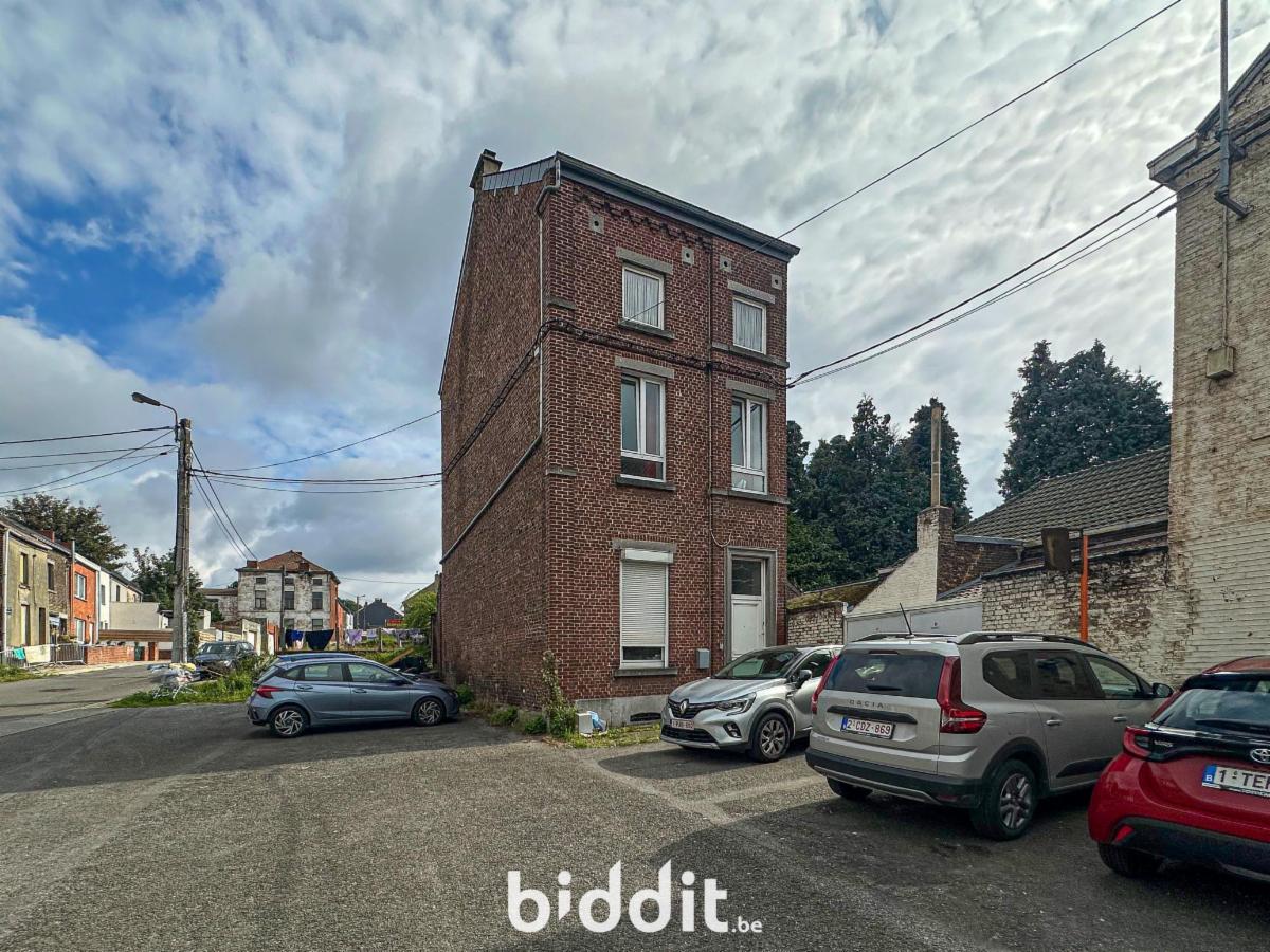 Maison enchères BIDDIT - Rue Clémenceau3, 6044 Roux