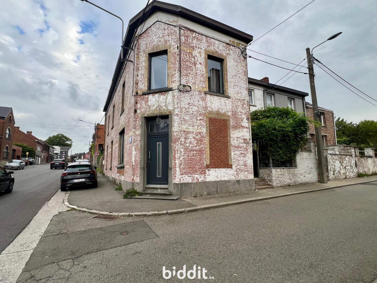 photo 2 du bien Maison d'habitation avec jardin