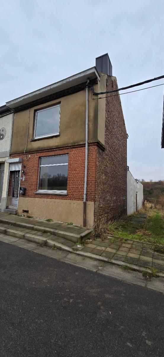 Bouffioulx, Rue Solvay 143