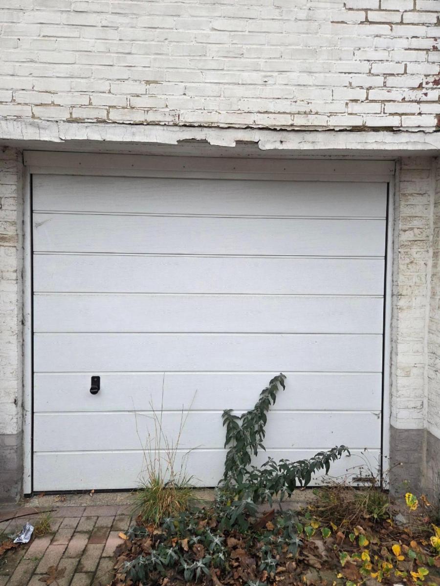 Garage à vendre - Rue Saint-Sang85+, 7141 Carnières