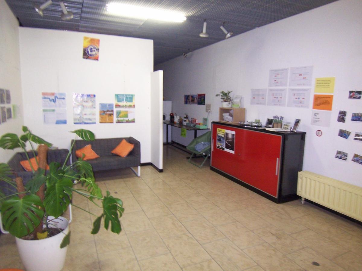 photo 3 du bien Immeuble commercial avec habitation à l'étage à vendre