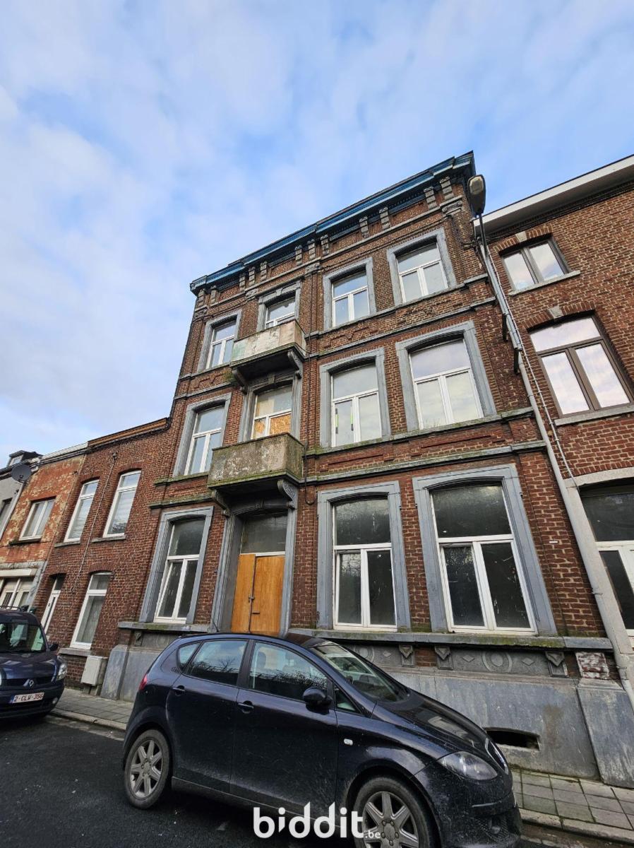 Maison enchères BIDDIT - Rue de l'Ecluse (MP)18, 6030 Marchienne-au-Pont