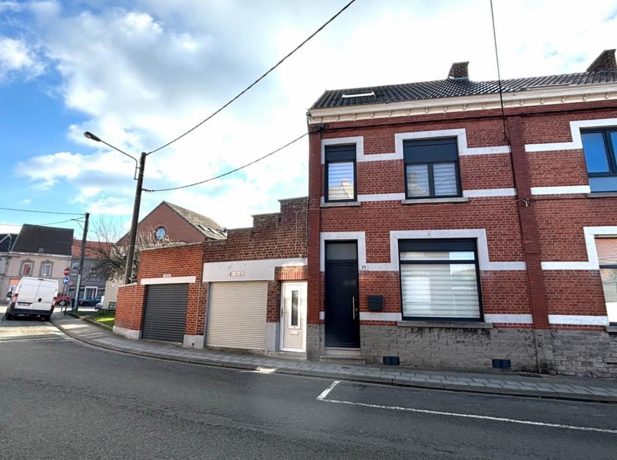 Belle maison 3 façades entièrement rénovée 