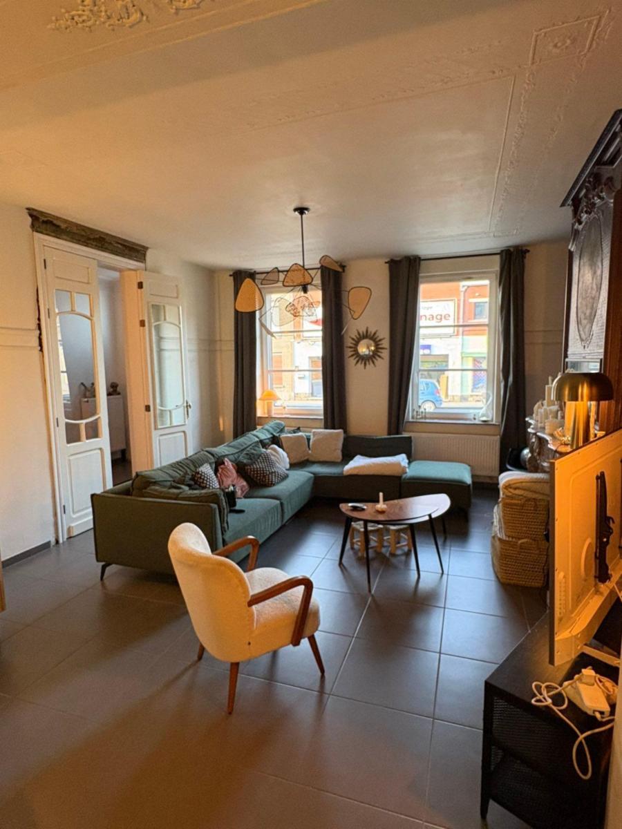 Grande maison de maître en bon état