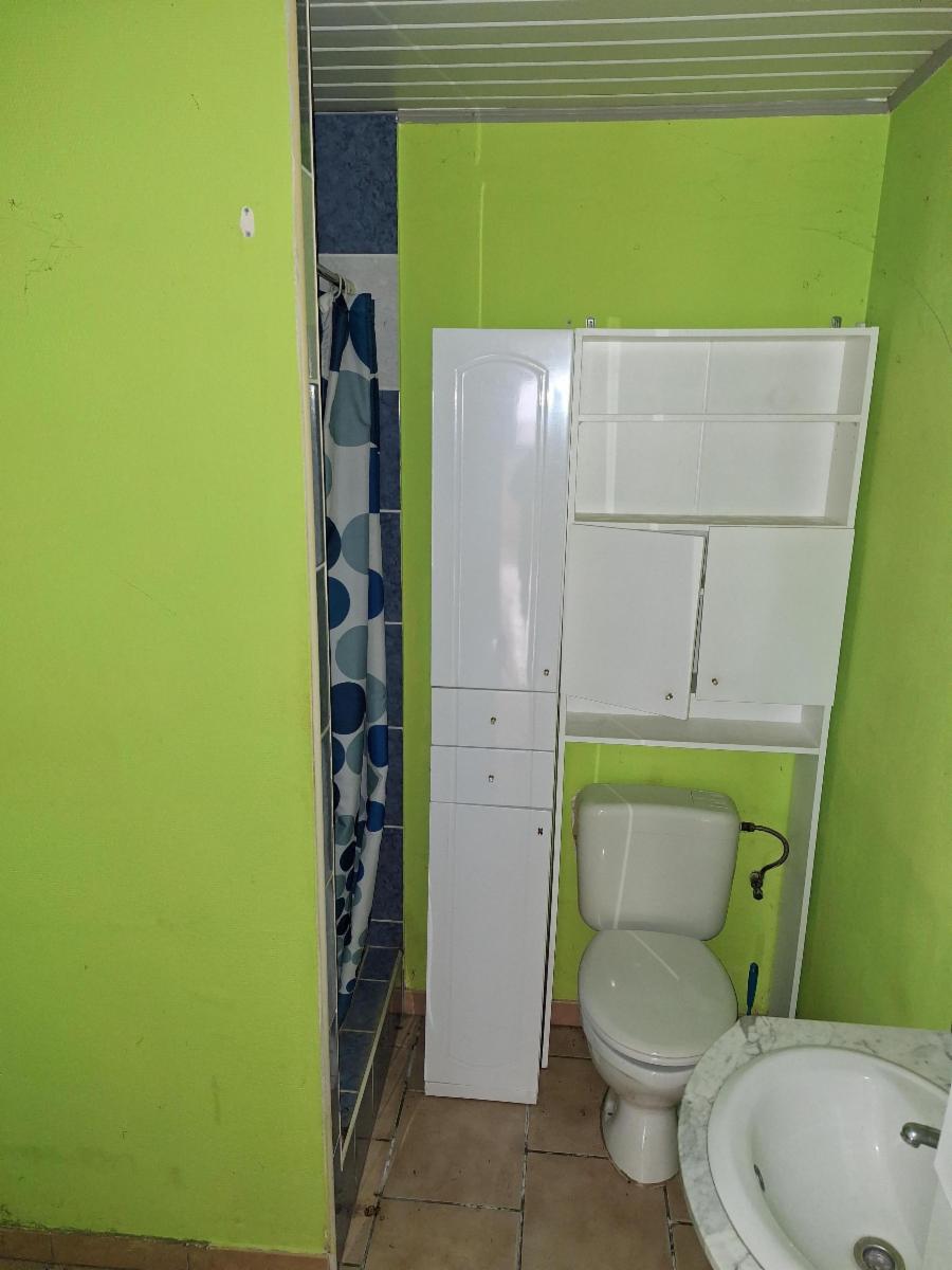 photo 7 du bien Maison d'habitation entièrement à rénover