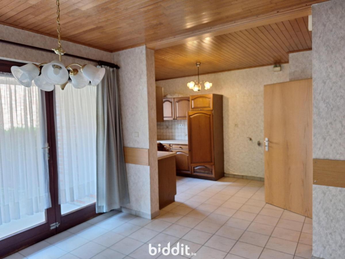 photo 6 du bien Grande VILLA de plain pied avec JARDIN et GARAGE.
