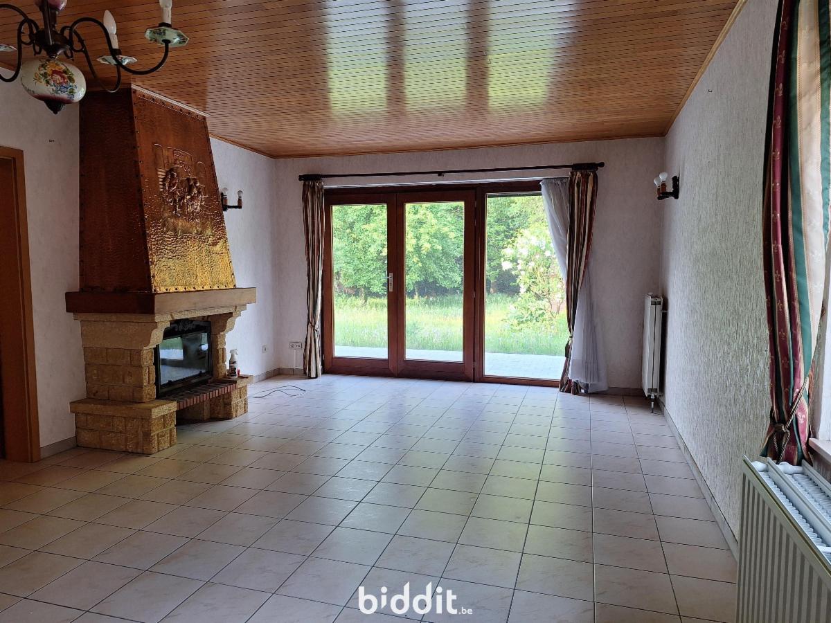 photo 8 du bien Grande VILLA de plain pied avec JARDIN et GARAGE.