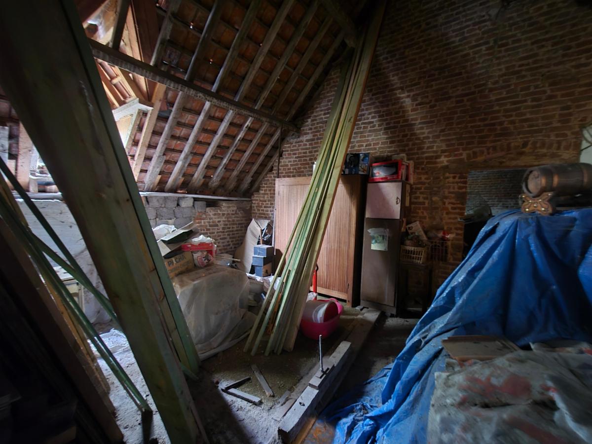 photo 12 du bien Maison à rénover avec annexes et hangars