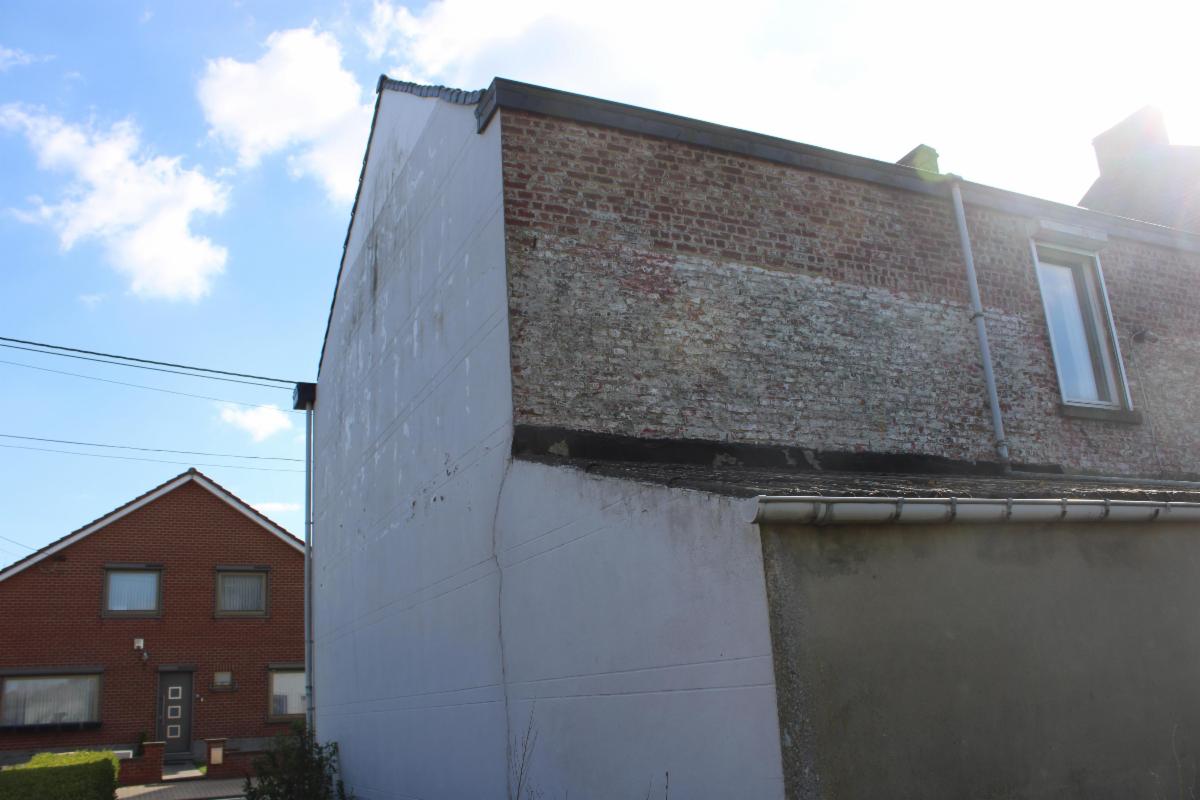 Photo 3 du bien Maison 3 façades avec garage, jardin et passage latéral