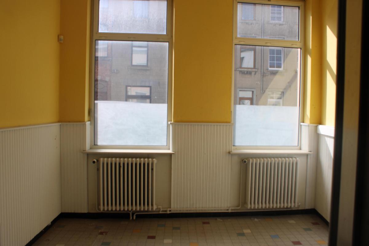 Photo 8 du bien Bâtiment scolaire (public)