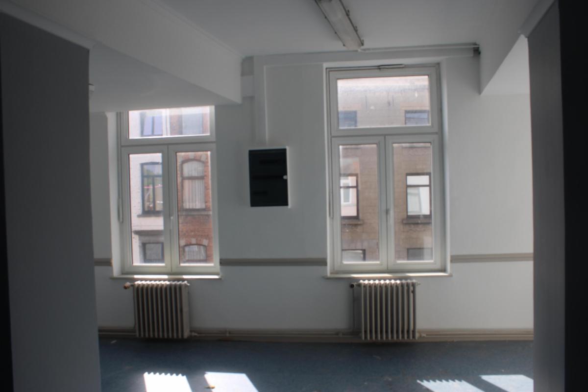 Photo 18 du bien Bâtiment scolaire (public)