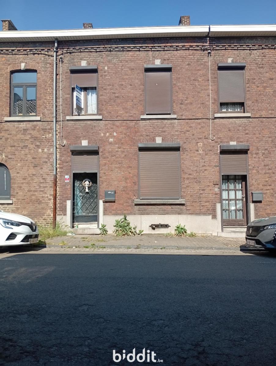 Fontaine l'Evêque, rue des combattants, 29