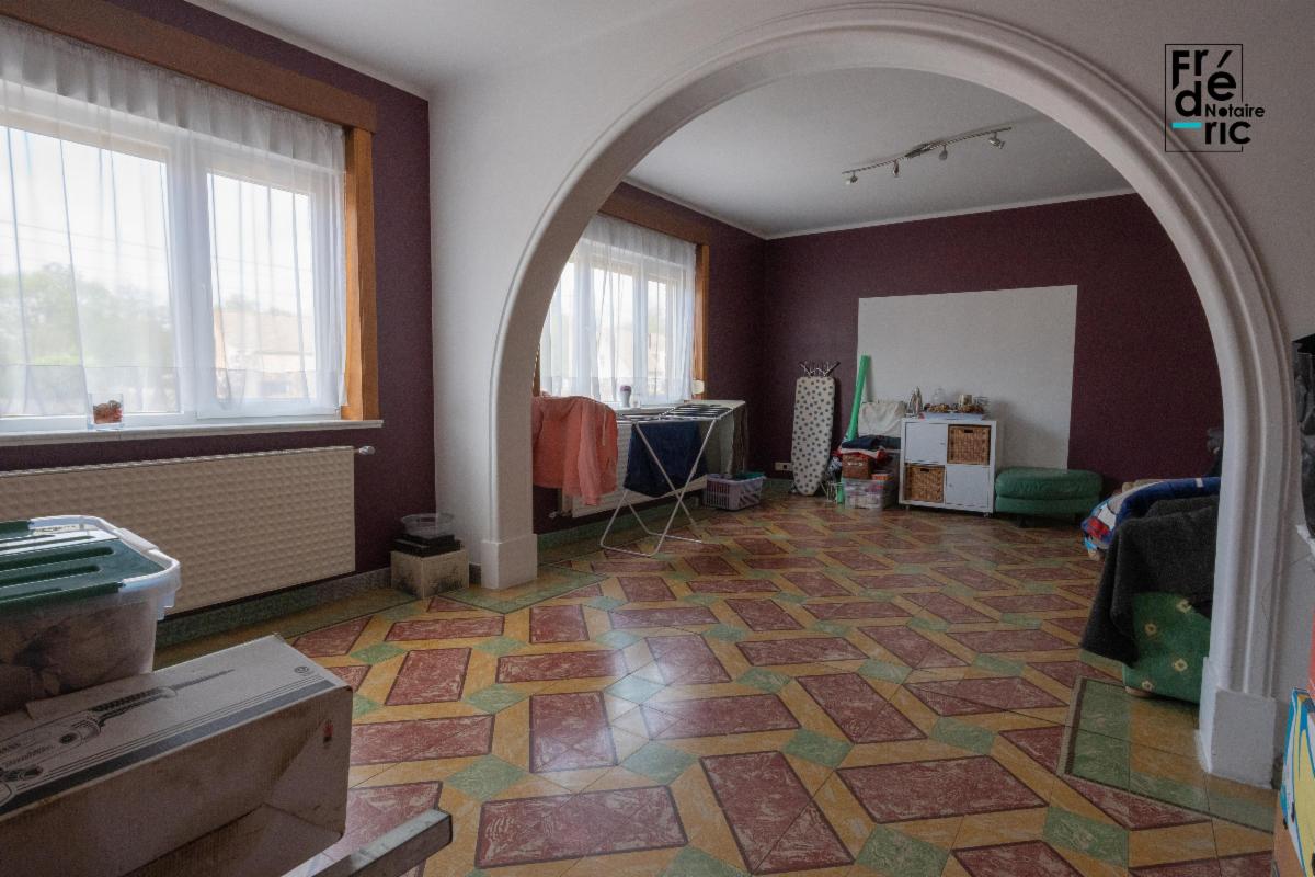 photo 3 du bien Jurbise - Villa 4 façades avec garage et jardin