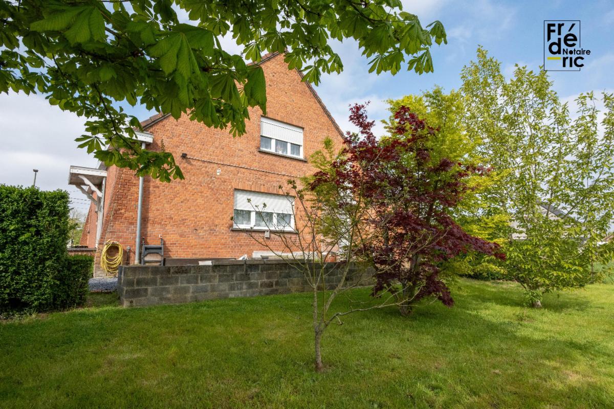 photo 15 du bien Jurbise - Villa 4 façades avec garage et jardin